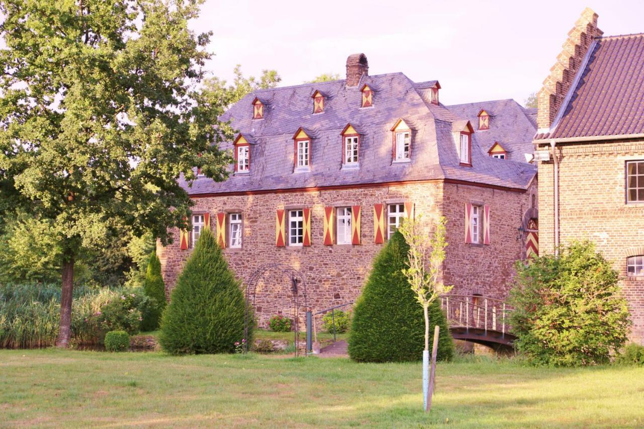 Kleeburg Hotel Euskirchen Bagian luar foto